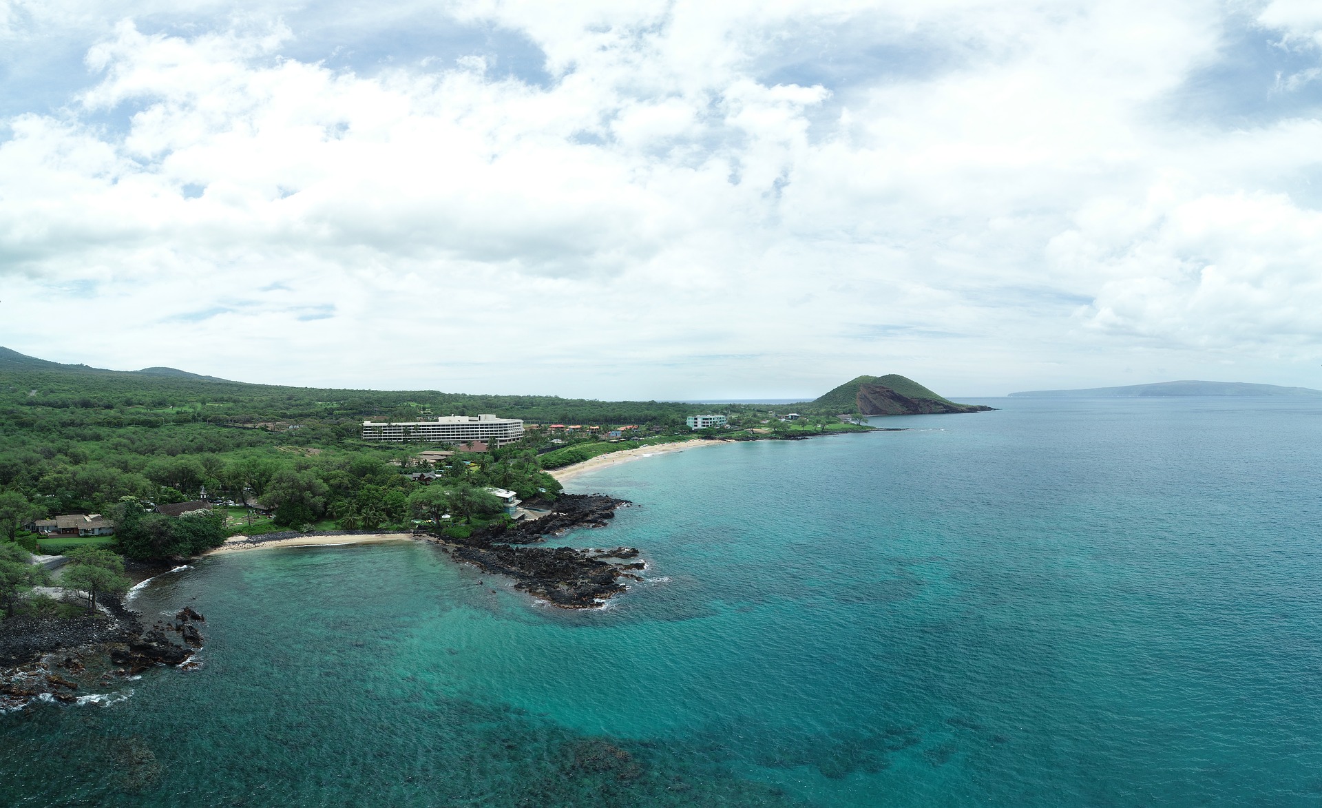 Top April events in Maui - Coastline